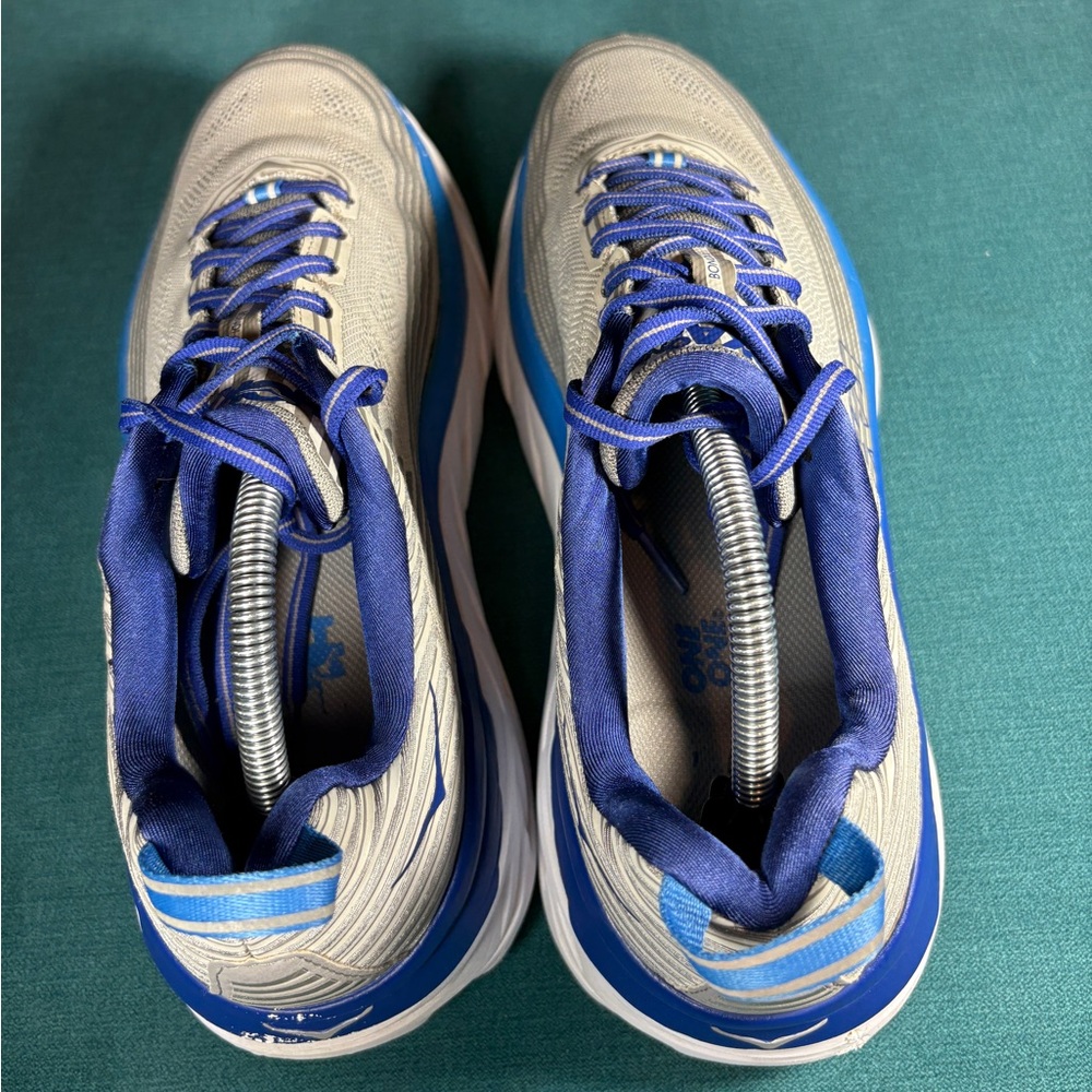 Size 10.5 - Men’s Hoka One Bondi 6 gray shoes - Picture 7 of 9
